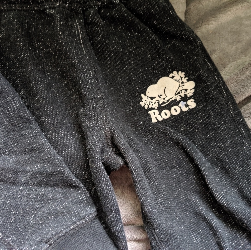 Roots jogging suit